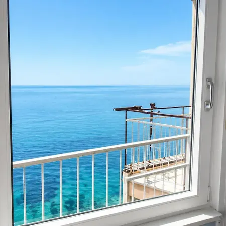 Apartmán Monoazzurro I Sea View And Wi-fi Sanremo